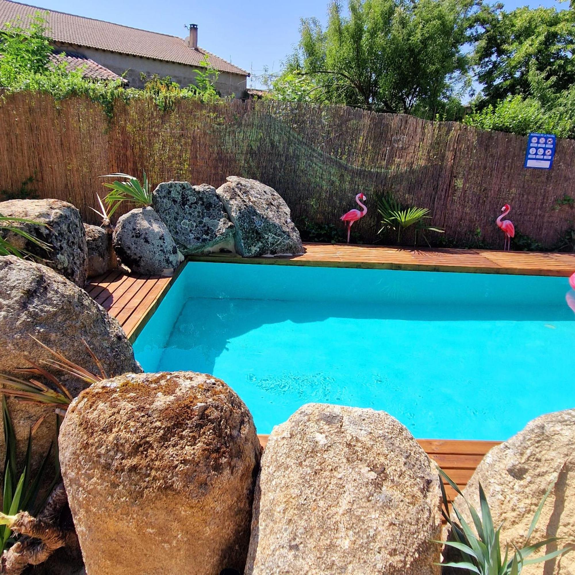 Complejo Oasis Beach Sobre El Rio Huerta  Zewnętrze zdjęcie