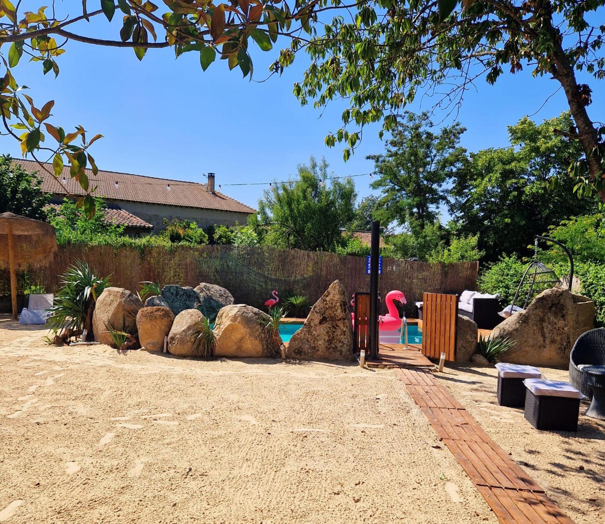 Complejo Oasis Beach Sobre El Rio Huerta  Zewnętrze zdjęcie