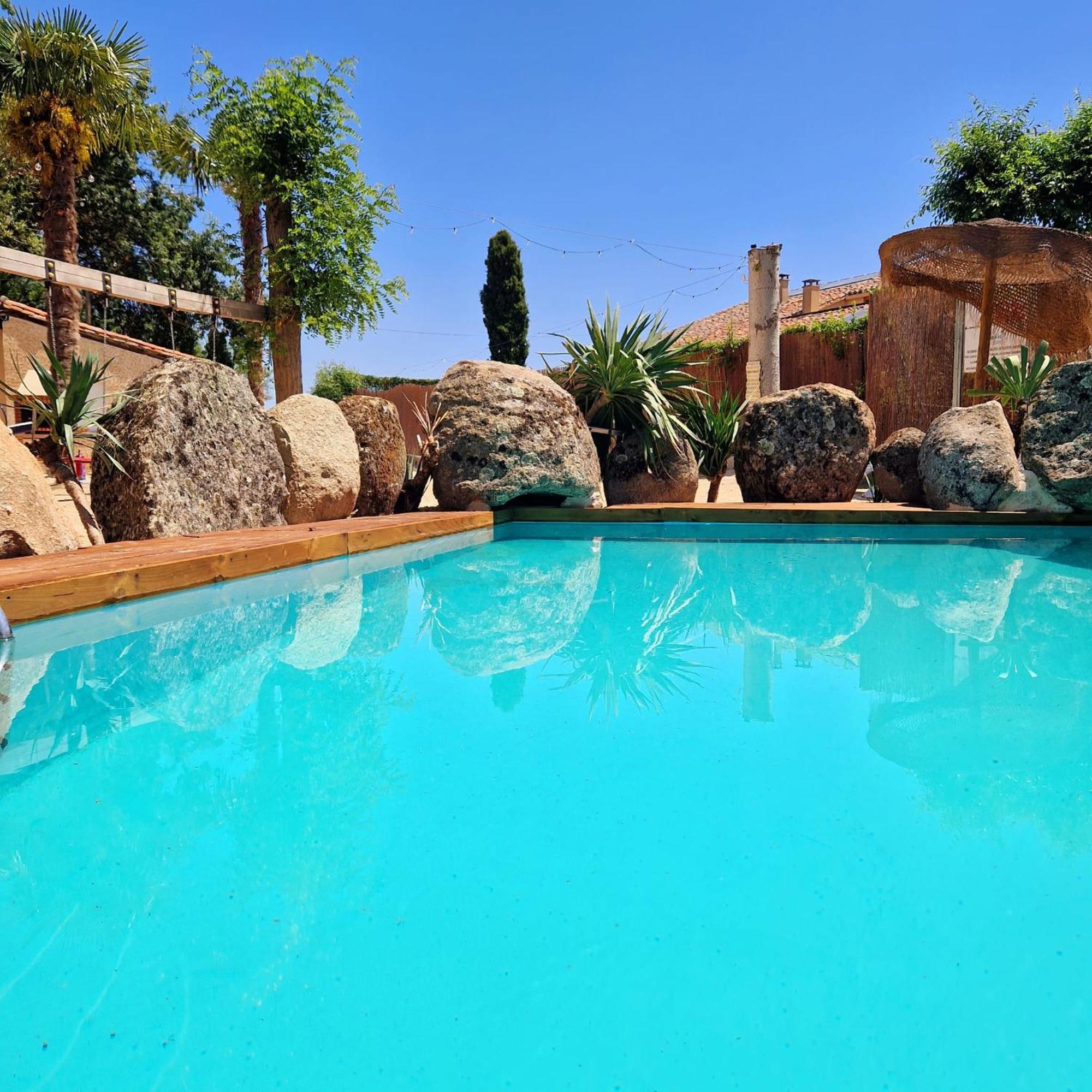 Complejo Oasis Beach Sobre El Rio Huerta  Zewnętrze zdjęcie