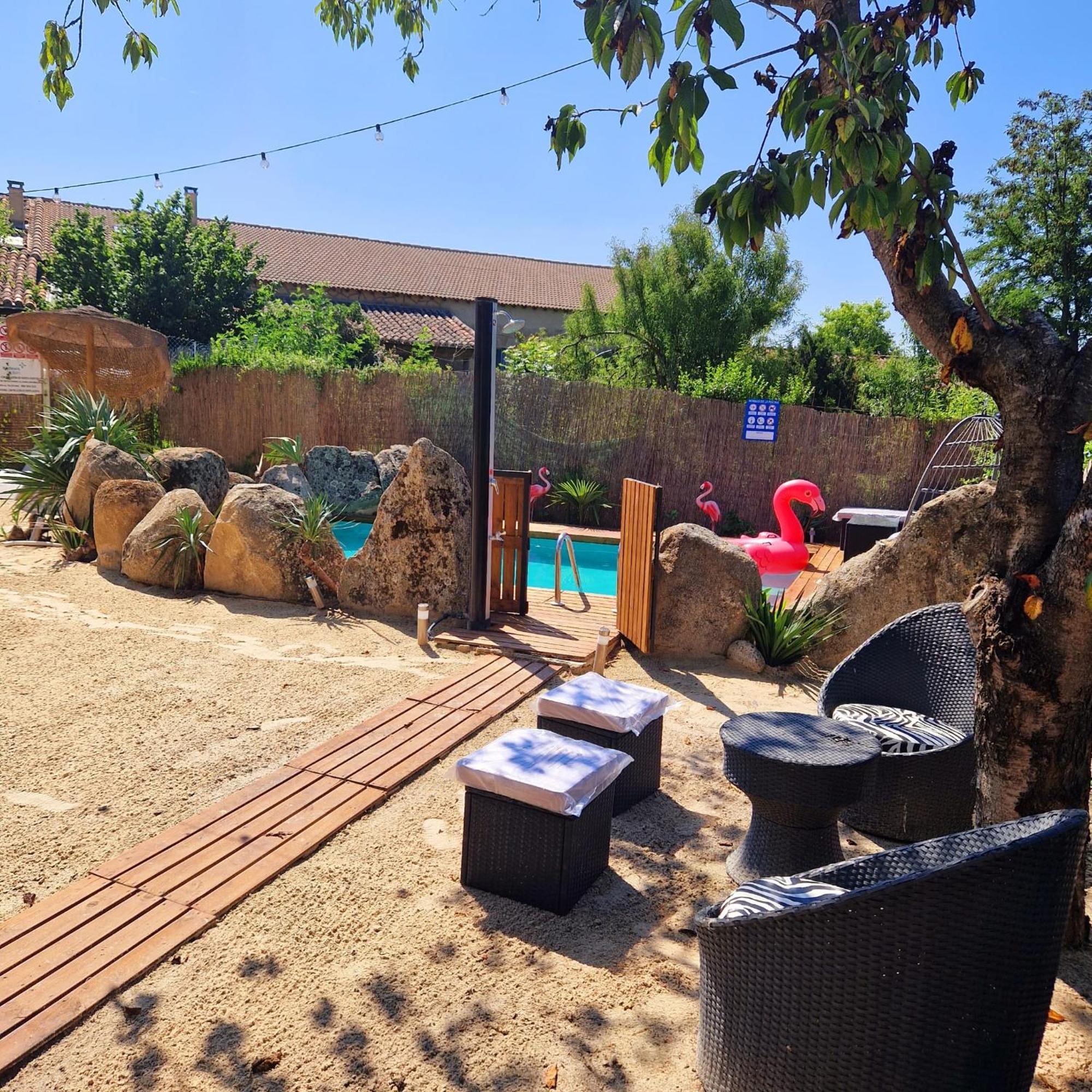 Complejo Oasis Beach Sobre El Rio Huerta  Zewnętrze zdjęcie