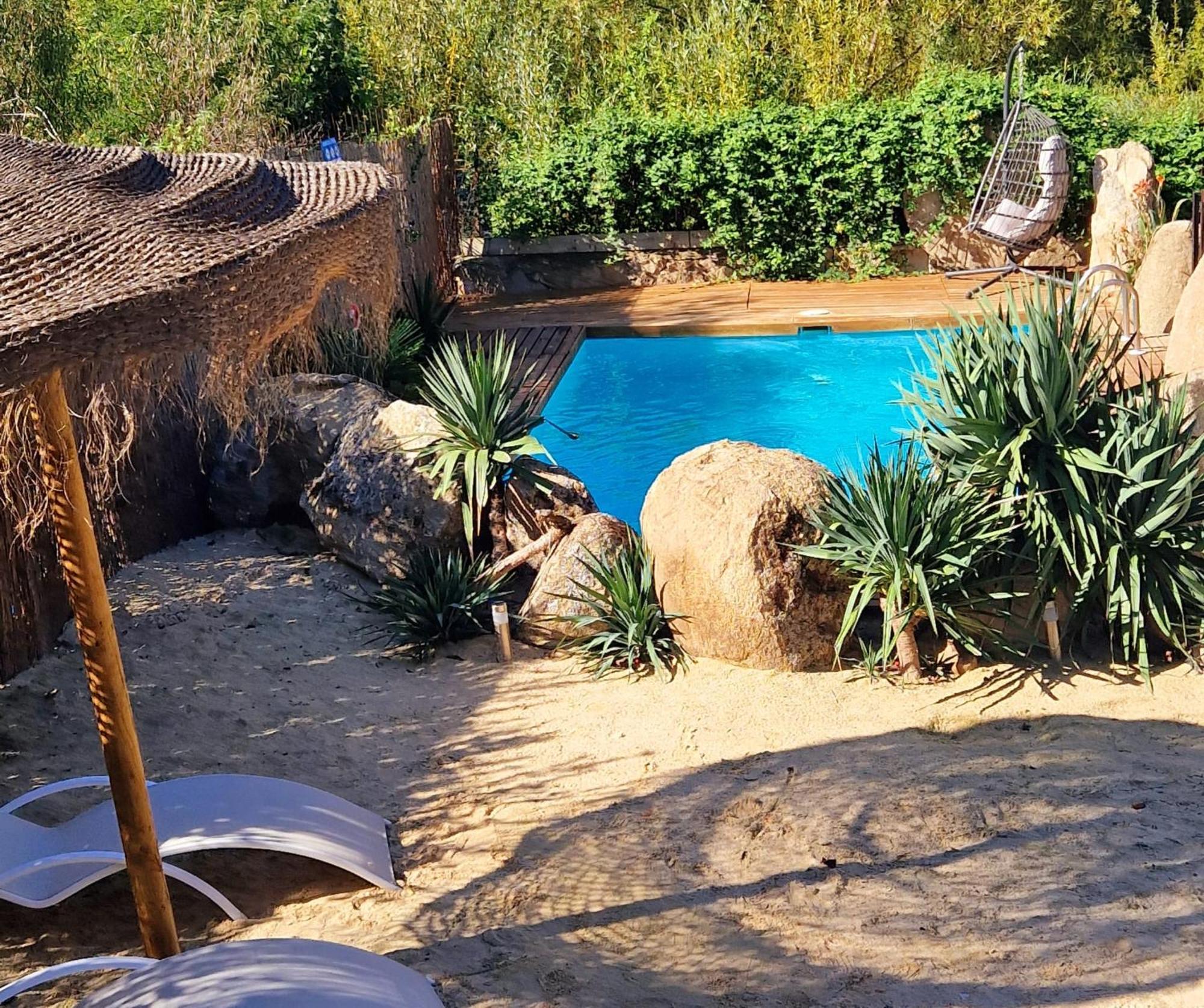 Complejo Oasis Beach Sobre El Rio Huerta  Zewnętrze zdjęcie